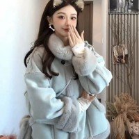 한국 스타일 고급 센스 피모 하나 두꺼운 여성 코트 2025 가을 겨울 새로운 루즈핏 작은 키 스웨이드 원단 재킷