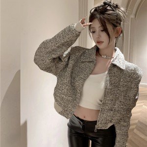 정가 실사 쇼트 스타일 작은 샤넬 스타일 재킷 작은 대중 디자인 고급 센스 다용도 캐주얼 재킷 맨위 조류 소녀
