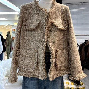 열세 개 가을 겨울 새로운 작은 샤넬 스타일 고급 센스 거친 가장자리 루즈핏 재킷 아름다움 라드. 착용 가져 가라. 카키 색 맨위