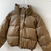 2025 년 유럽 스타일 스탠드 칼라 PU 가죽 루즈핏 플러스 면 가죽 자켓