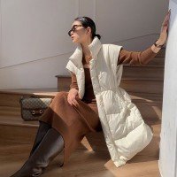 슬림핏 하프 섹션 패딩 조끼