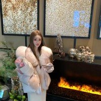 요정 핑크색 대 폭스퍼 칼라 다운 재킷 여성 후드 숏패딩 스타일