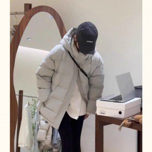 한국 스타일 2025 여성 뉴 후드 패딩 재킷 슬림해 보이는 웰론 패딩