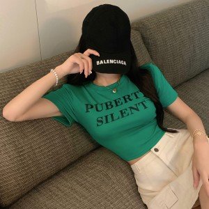 실사 센스 여름 홍콩 스타일 대비 색 어깨 패드 짧은 소매 짧은 단락 긍정적 인 어깨 티셔츠