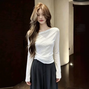 오프숄더 슬림핏 연출 티셔츠 M-2XL
